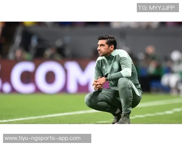 帕尔梅拉斯主帅泪洒赛场感慨逆转胜利带来的深刻解脱与感动 帕尔梅拉斯主帅泪洒赛场感慨逆转胜利带来的深刻解脱与感动